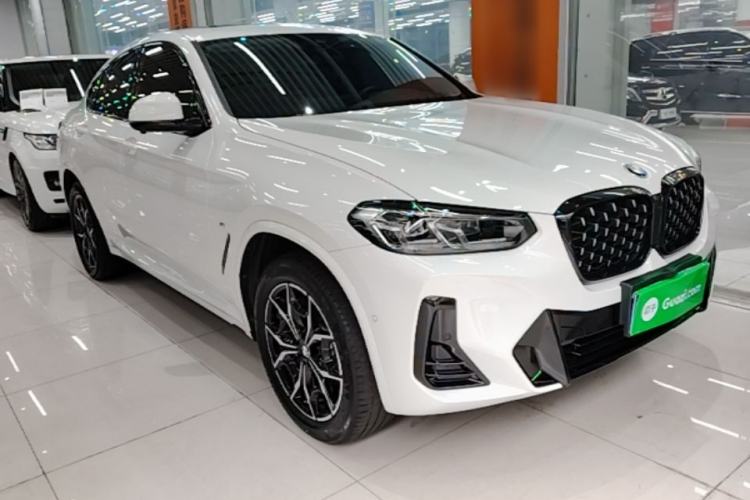 Used BMW X4 2022 xDrive 25i M Sport Package Front Right 45 Deg