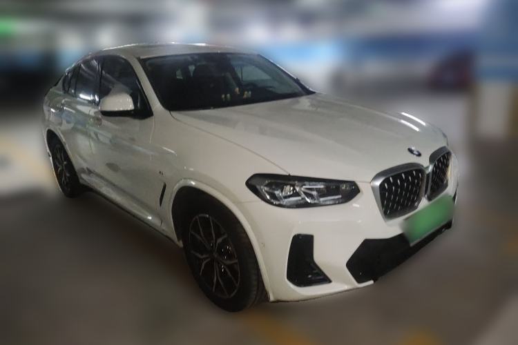 Used BMW X4 2022 xDrive 25i M Sport Package Front Right 45 Deg