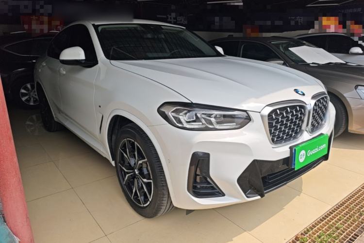 Used BMW X4 2022 xDrive 25i M Sport Package Front Right 45 Deg