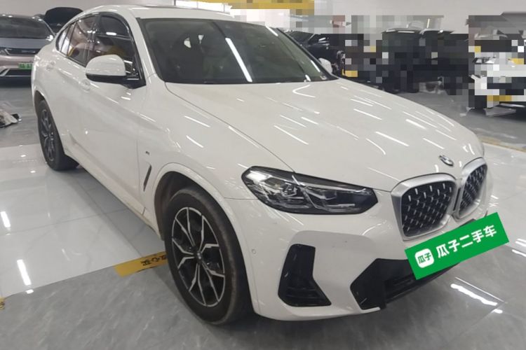 Used BMW X4 2022 xDrive 25i M Sport Package Front Right 45 Deg