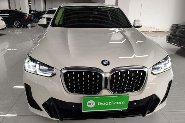 Used BMW X4 2022 xDrive 25i M Sport Package Front