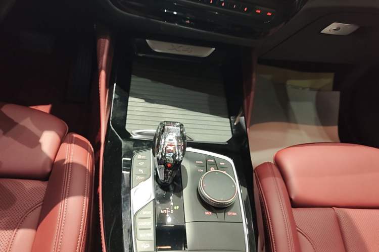 Used BMW X4 2022 xDrive 30i M Sport Package Gear Lever