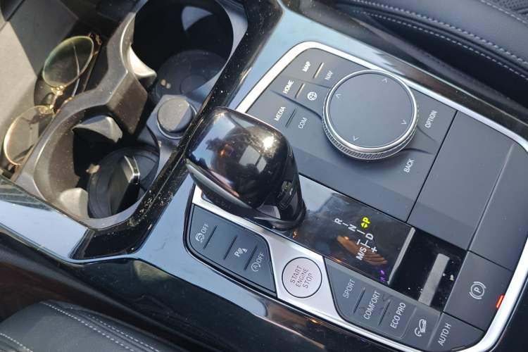 Used BMW X4 2022 xDrive 25i M Sport Package Gear Lever
