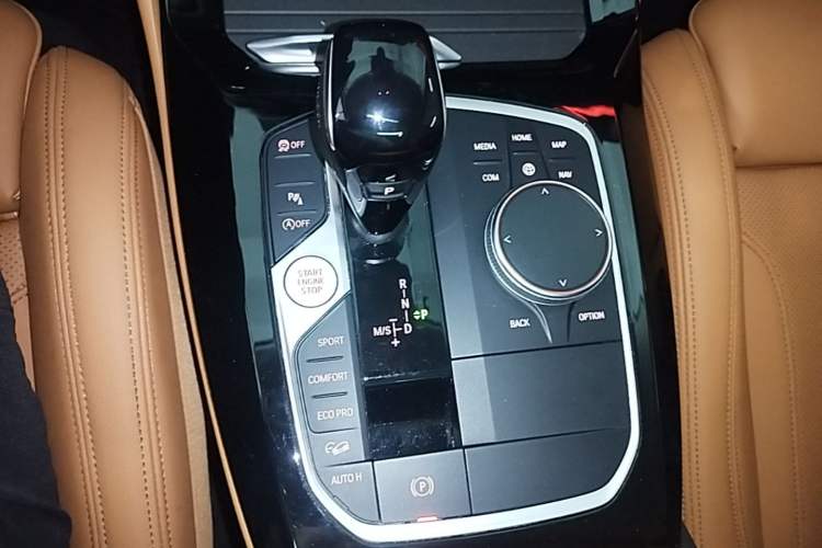 Used BMW X4 2022 xDrive 25i M Sport Package Gear Lever