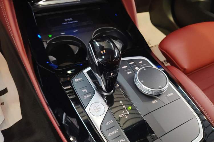 Used BMW X4 2022 xDrive 25i M Sport Package Gear Lever
