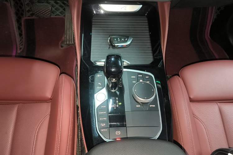 Used BMW X4 2022 xDrive 25i M Sport Package Gear Lever