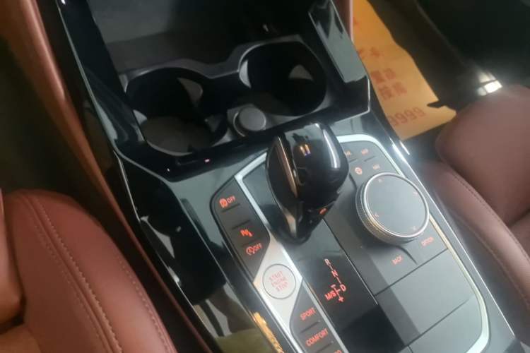 Used BMW X4 2022 xDrive 25i M Sport Package Gear Lever