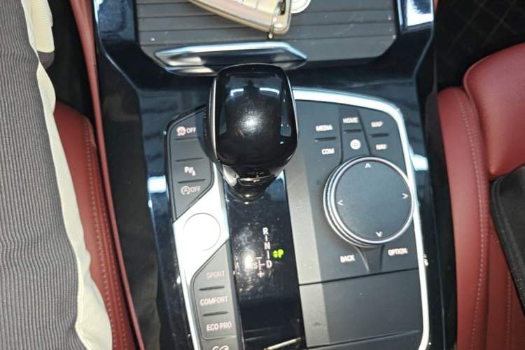 Used BMW X4 2022 xDrive 25i M Sport Package Gear Lever
