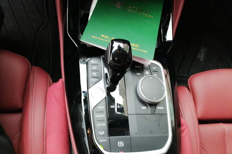 Used BMW X4 2022 xDrive 30i M Sport Package Gear Lever