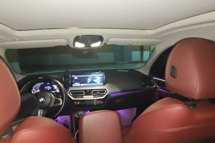 Used BMW X4 2022 xDrive 25i M Sport Package Headliner
