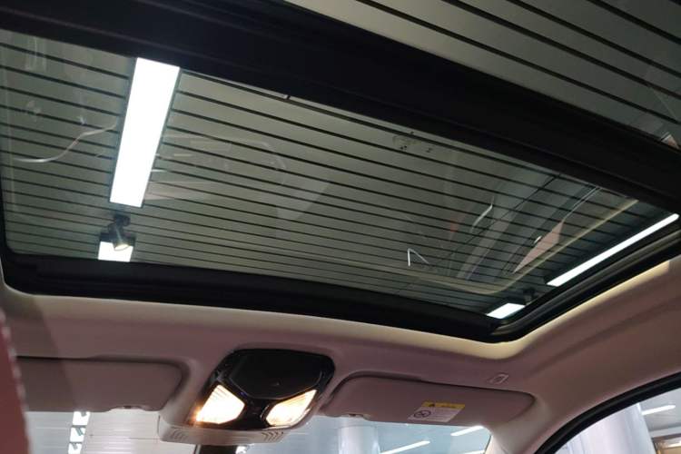 Used BMW X4 2022 xDrive 25i M Sport Package Headliner