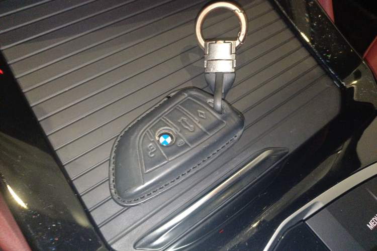 Used BMW X4 2022 xDrive 25i M Sport Package Interior 1