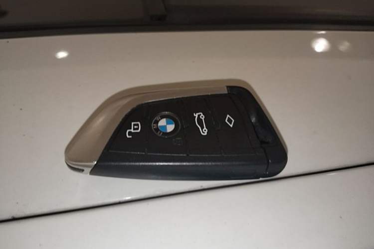 Used BMW X4 2022 xDrive 30i M Sport Package Interior 1