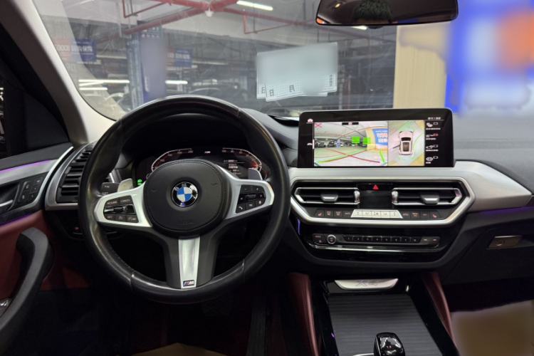 Used BMW X4 2022 xDrive 25i M Sport Package Interior 1