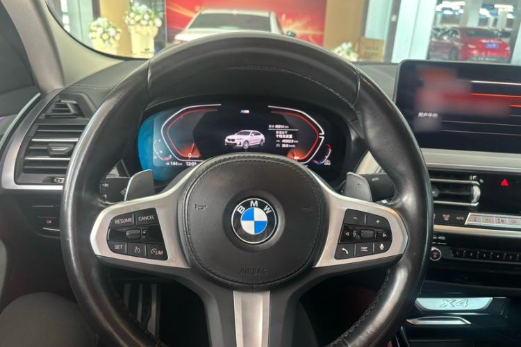 Used BMW X4 2022 xDrive 25i M Sport Package Interior 2