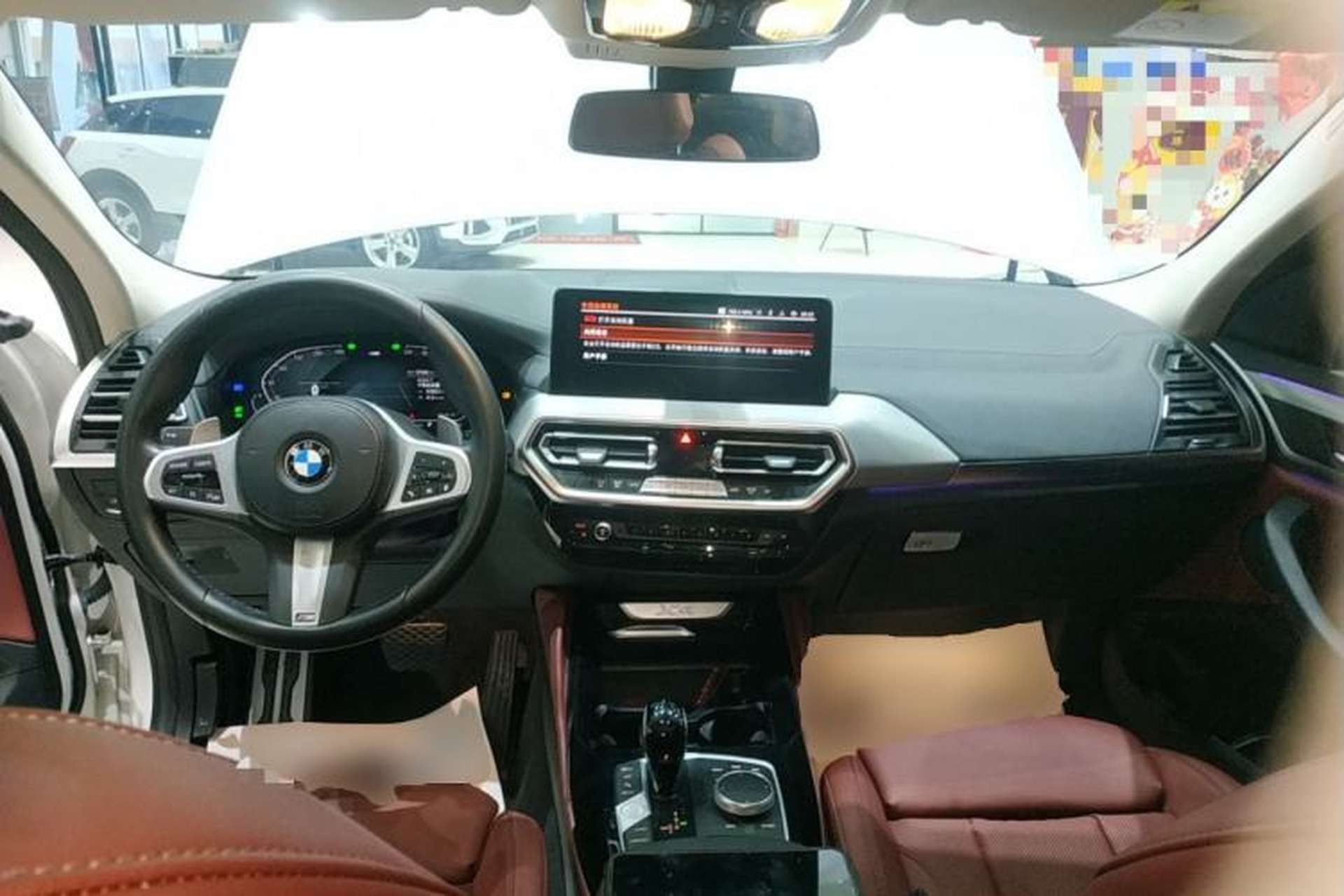 Used BMW X4 2022 xDrive 30i M Sport Package Interior 2