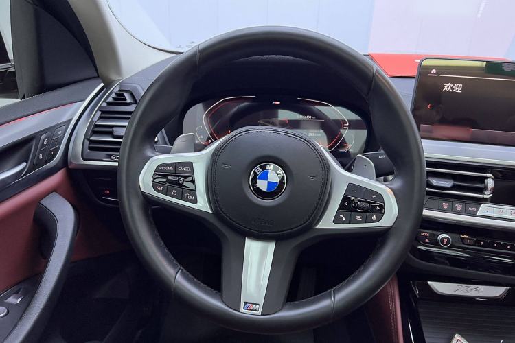 Used BMW X4 2022 xDrive 25i M Sport Package Interior 2