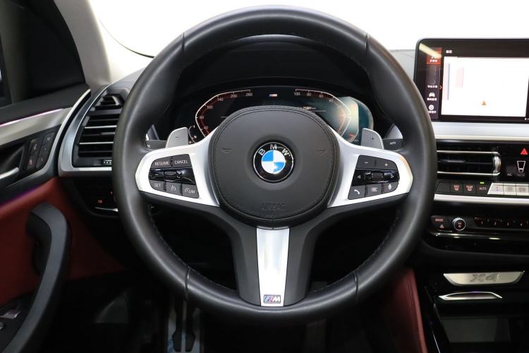 Used BMW X4 2022 xDrive 25i M Sport Package Interior 6
