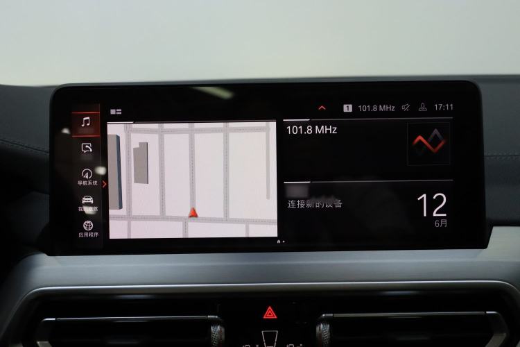 Used BMW X4 2022 xDrive 25i M Sport Package Interior 8