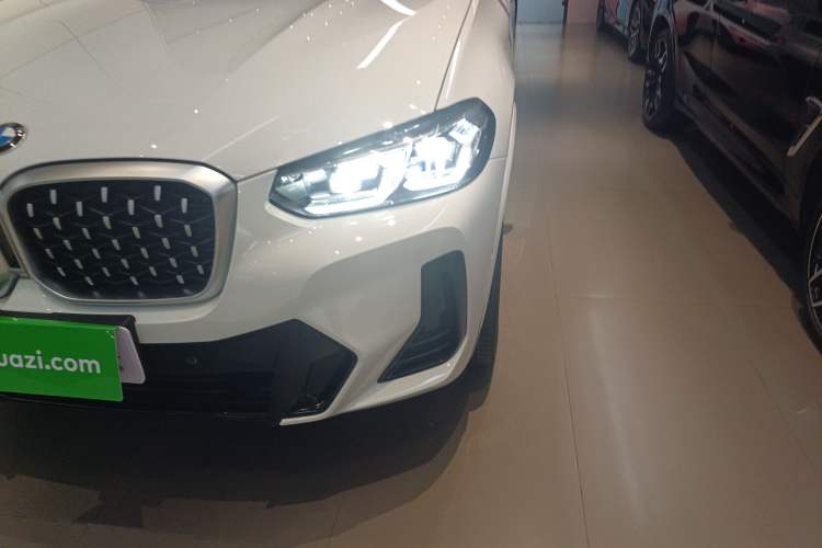 Used BMW X4 2022 xDrive 25i M Sport Package Left Front Headlight
