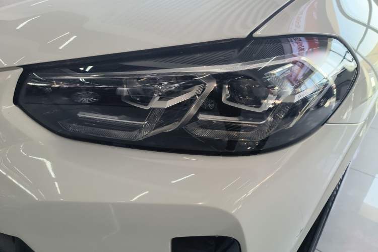 Used BMW X4 2022 xDrive 30i M Sport Package Left Front Headlight