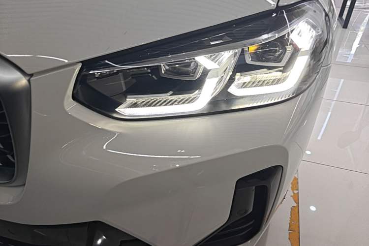 Used BMW X4 2022 xDrive 25i M Sport Package Left Front Headlight