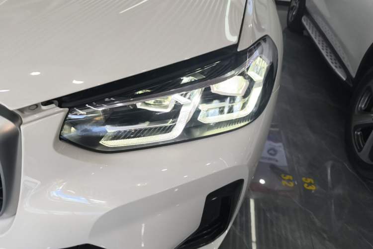 Used BMW X4 2022 xDrive 25i M Sport Package Left Front Headlight
