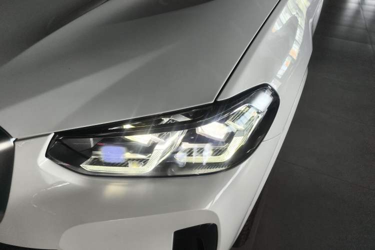 Used BMW X4 2022 xDrive 25i M Sport Package Left Front Headlight