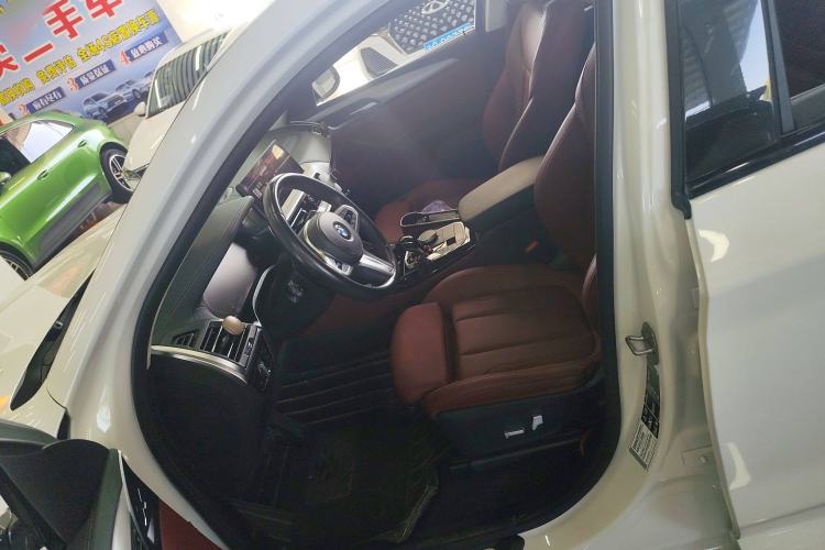 Used BMW X4 2022 xDrive 30i M Sport Package Left Front Seat