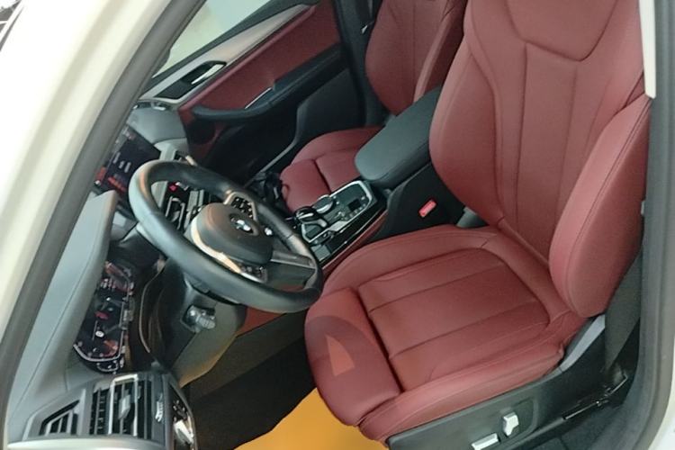 Used BMW X4 2022 xDrive 25i M Sport Package Left Front Seat
