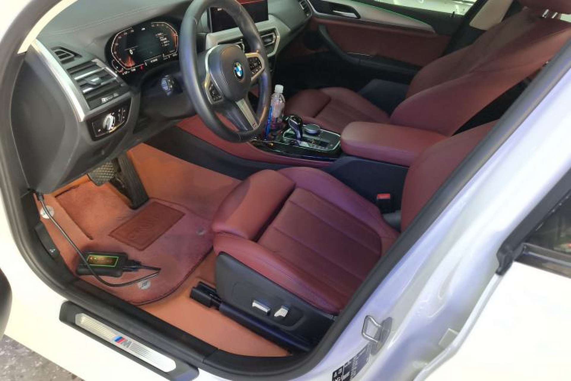 Used BMW X4 2022 xDrive 25i M Sport Package Left Front Seat
