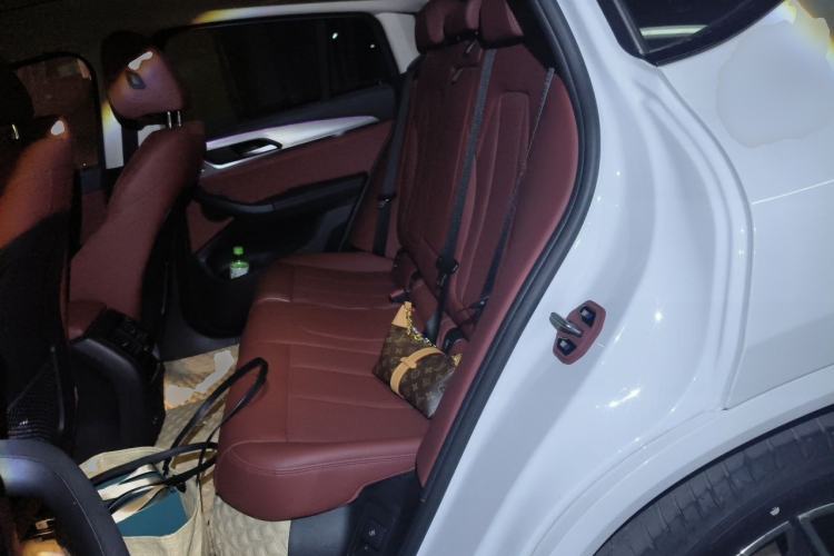 Used BMW X4 2022 xDrive 25i M Sport Package Left Rear Seat