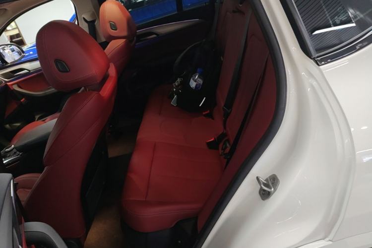 Used BMW X4 2022 xDrive 25i M Sport Package Left Rear Seat
