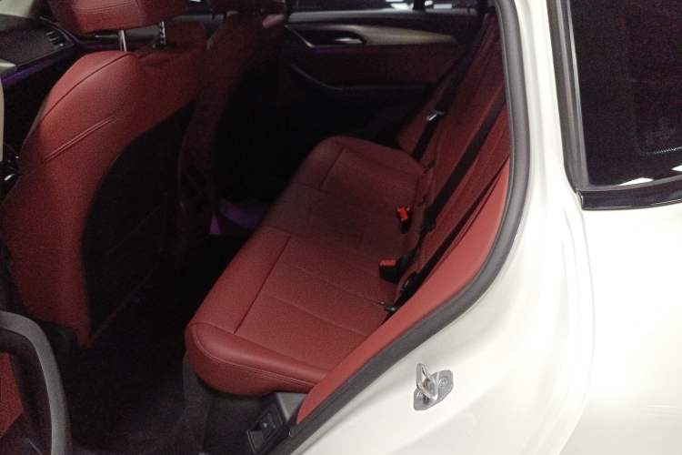 Used BMW X4 2022 xDrive 30i M Sport Package Left Rear Seat