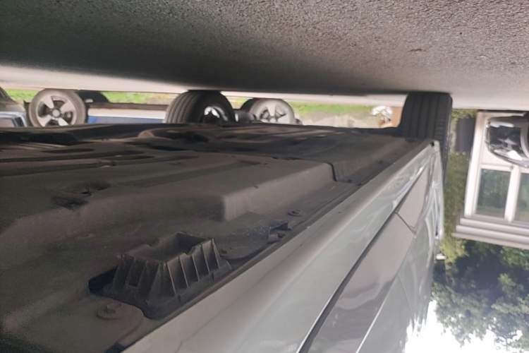 Used BMW X4 2022 xDrive 25i M Sport Package Left Side Sill