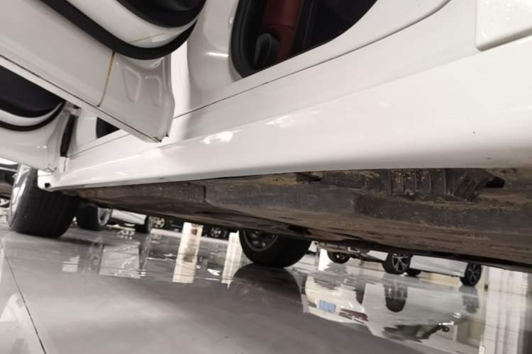 Used BMW X4 2022 xDrive 25i M Sport Package Left Side Sill