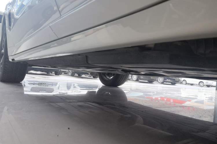 Used BMW X4 2022 xDrive 25i M Sport Package Left Side Sill