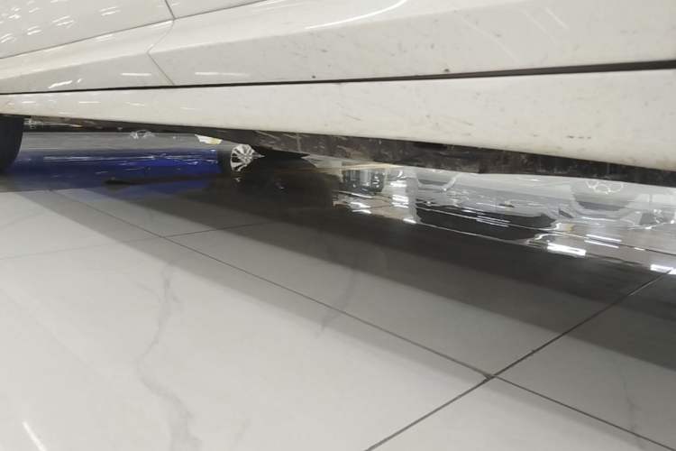 Used BMW X4 2022 xDrive 25i M Sport Package Left Side Sill