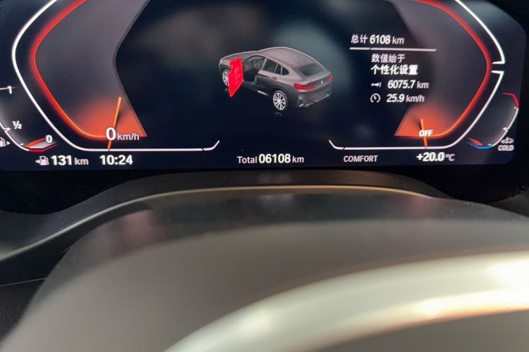 Used BMW X4 2022 xDrive 25i M Sport Package Odometer Close Up