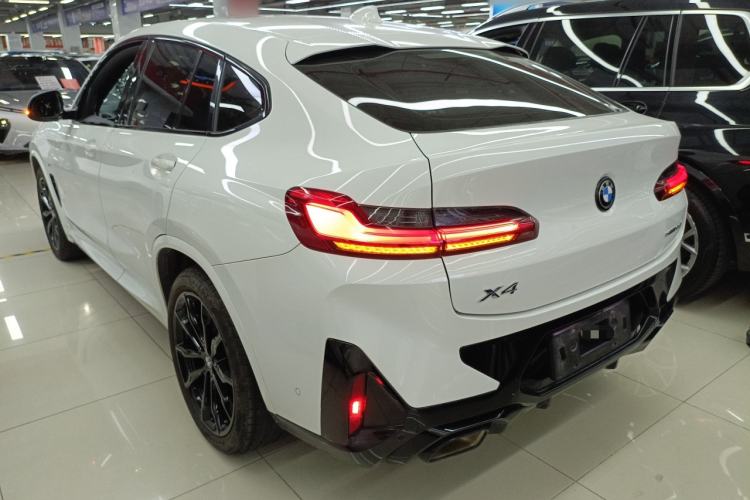 Used BMW X4 2022 xDrive 30i M Sport Night Edition package Rear Left 45 Deg