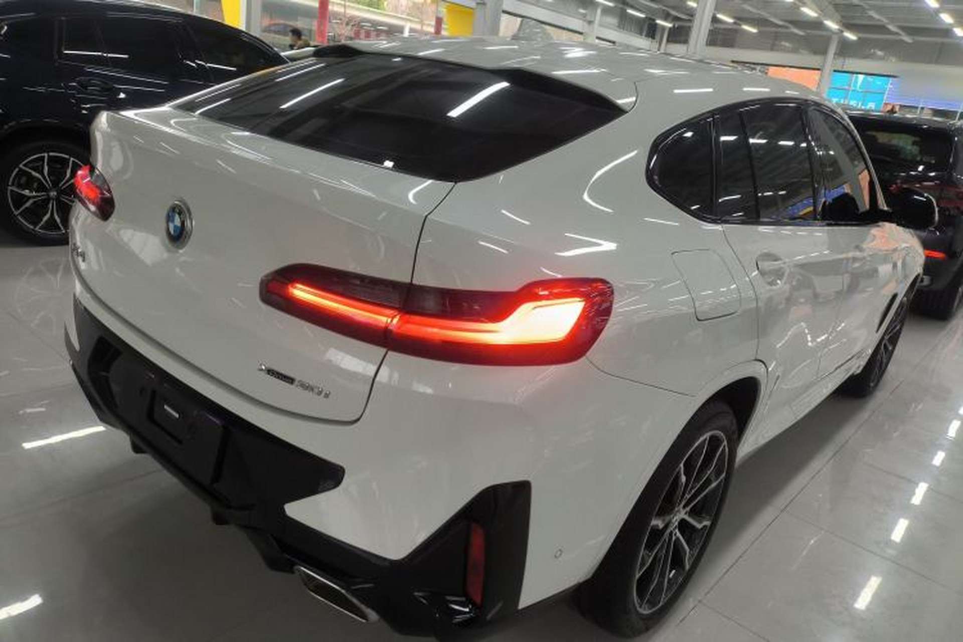 Used BMW X4 2022 xDrive 30i M Sport Package Rear Right 45 Deg