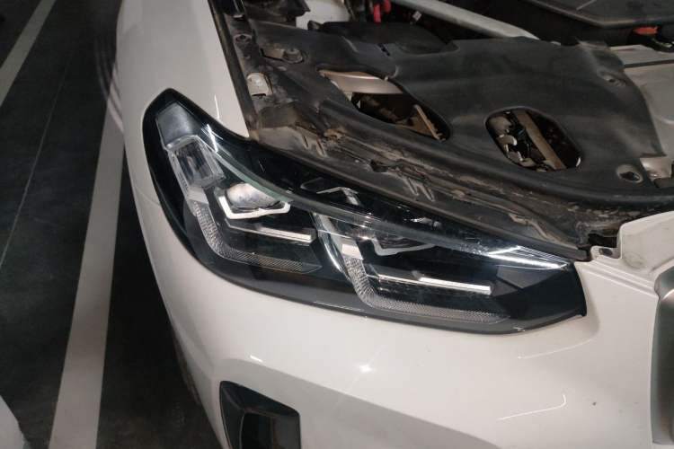 Used BMW X4 2022 xDrive 25i M Sport Package Right Front Headlight