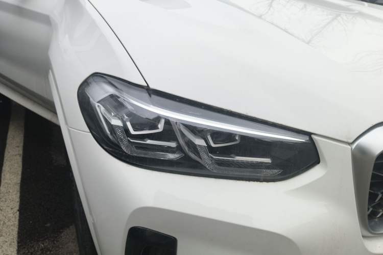 Used BMW X4 2022 xDrive 30i M Sport Package Right Front Headlight