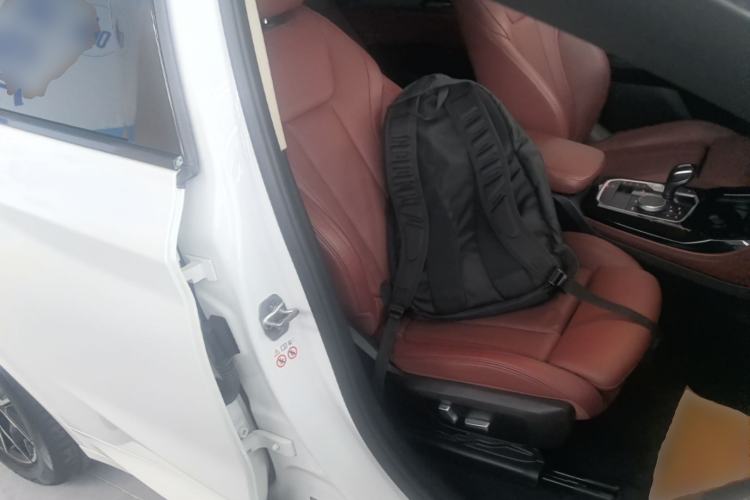 Used BMW X4 2022 xDrive 25i M Sport Package Right Front Seat