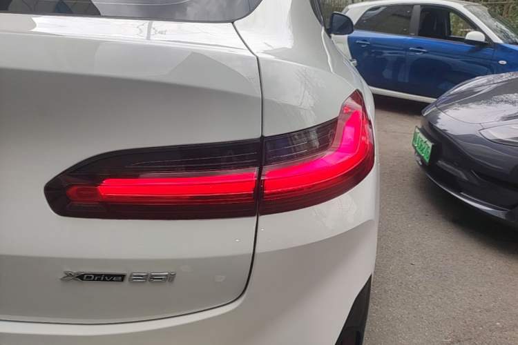 Used BMW X4 2022 xDrive 25i M Sport Package Right Rear Taillight