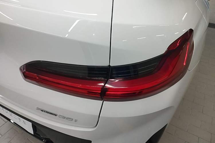 Used BMW X4 2022 xDrive 25i M Sport Package Right Rear Taillight