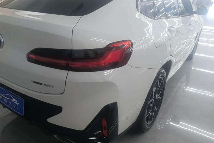 Used BMW X4 2022 xDrive 25i M Sport Package Right Rear Taillight