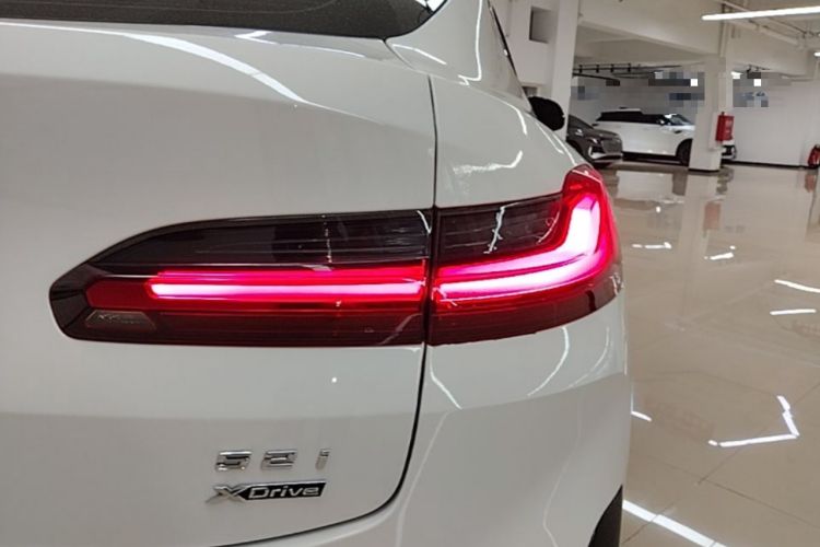 Used BMW X4 2022 xDrive 25i M Sport Package Right Rear Taillight