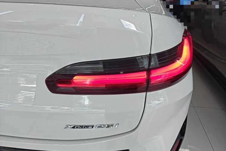 Used BMW X4 2022 xDrive 25i M Sport Package Right Rear Taillight