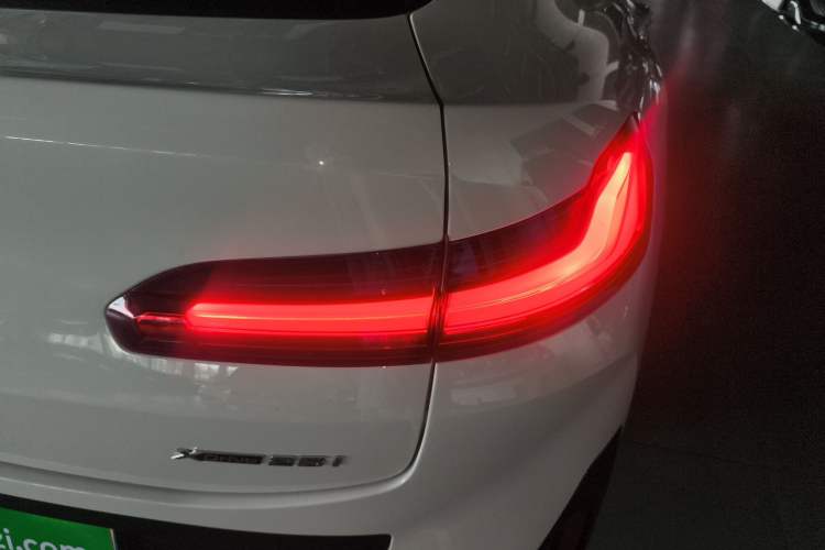 Used BMW X4 2022 xDrive 25i M Sport Package Right Rear Taillight